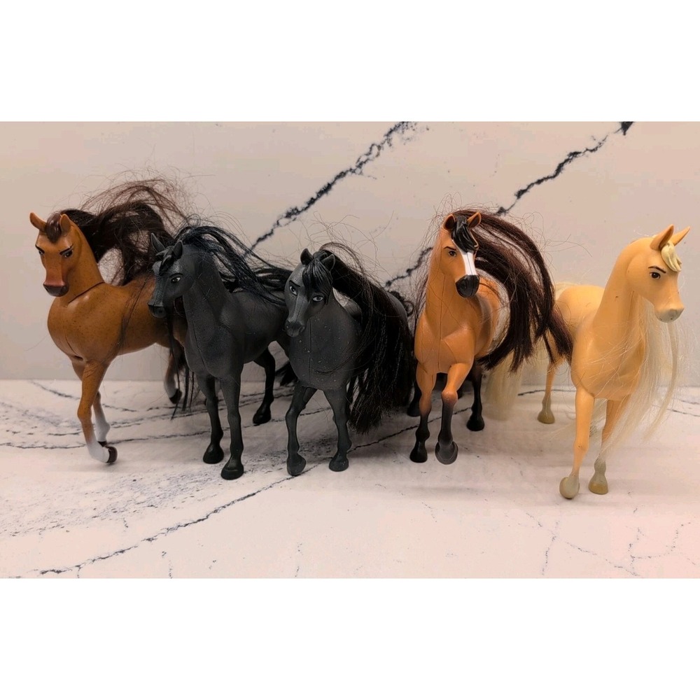 Dreamworks Spirit Riding Horse Lot Of 5‎ Just Play 6" 2018 DWA Brushable